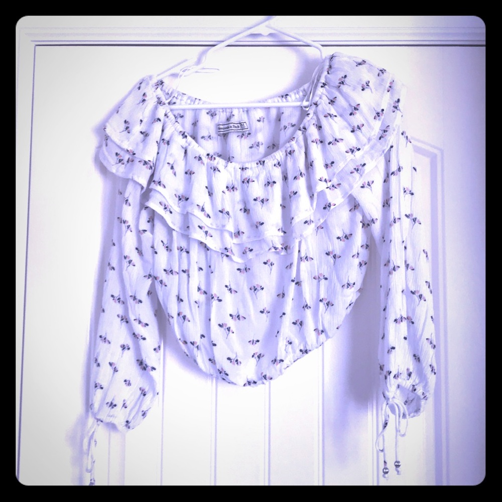 Abercrombie flowered crop top